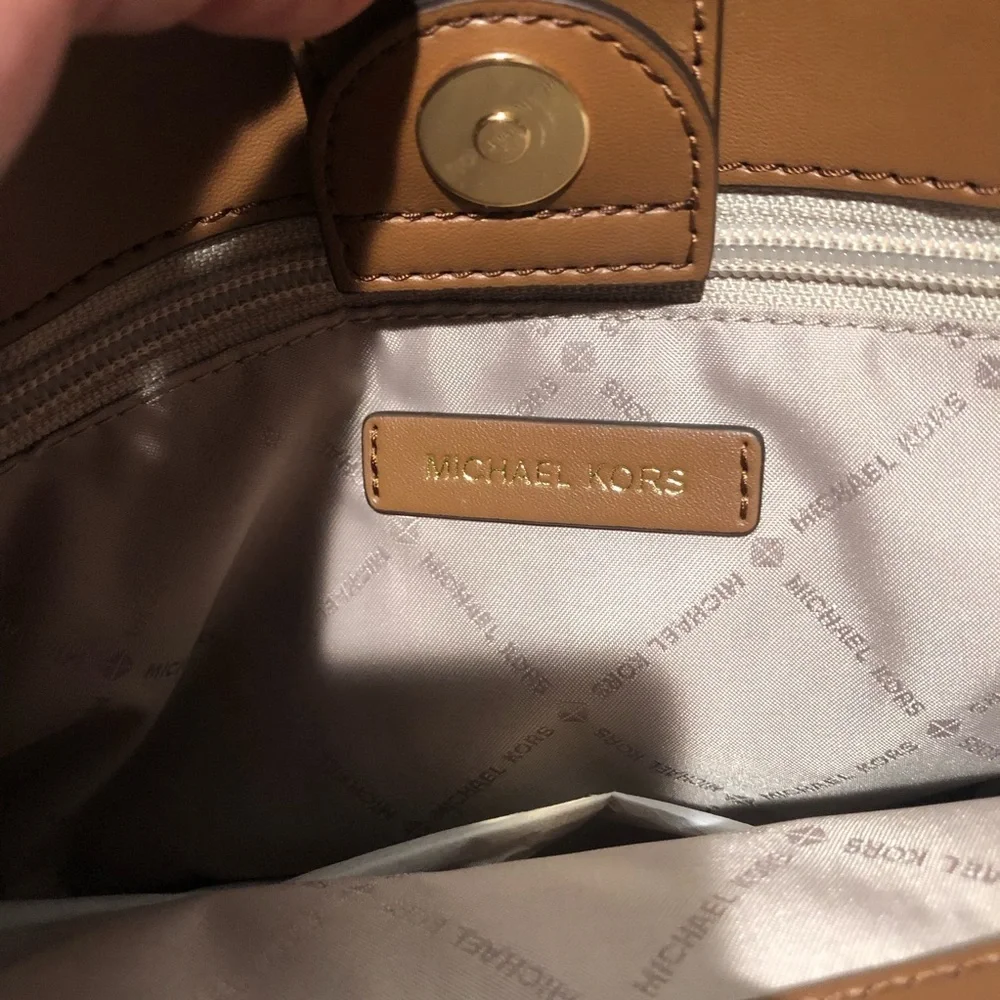 NWOT Michael Kors large logo brown and tan bag gold chain handles 10x15x5